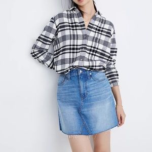 Madewell Rigid Denim A-Line Mini Skirt in Leandra Wash